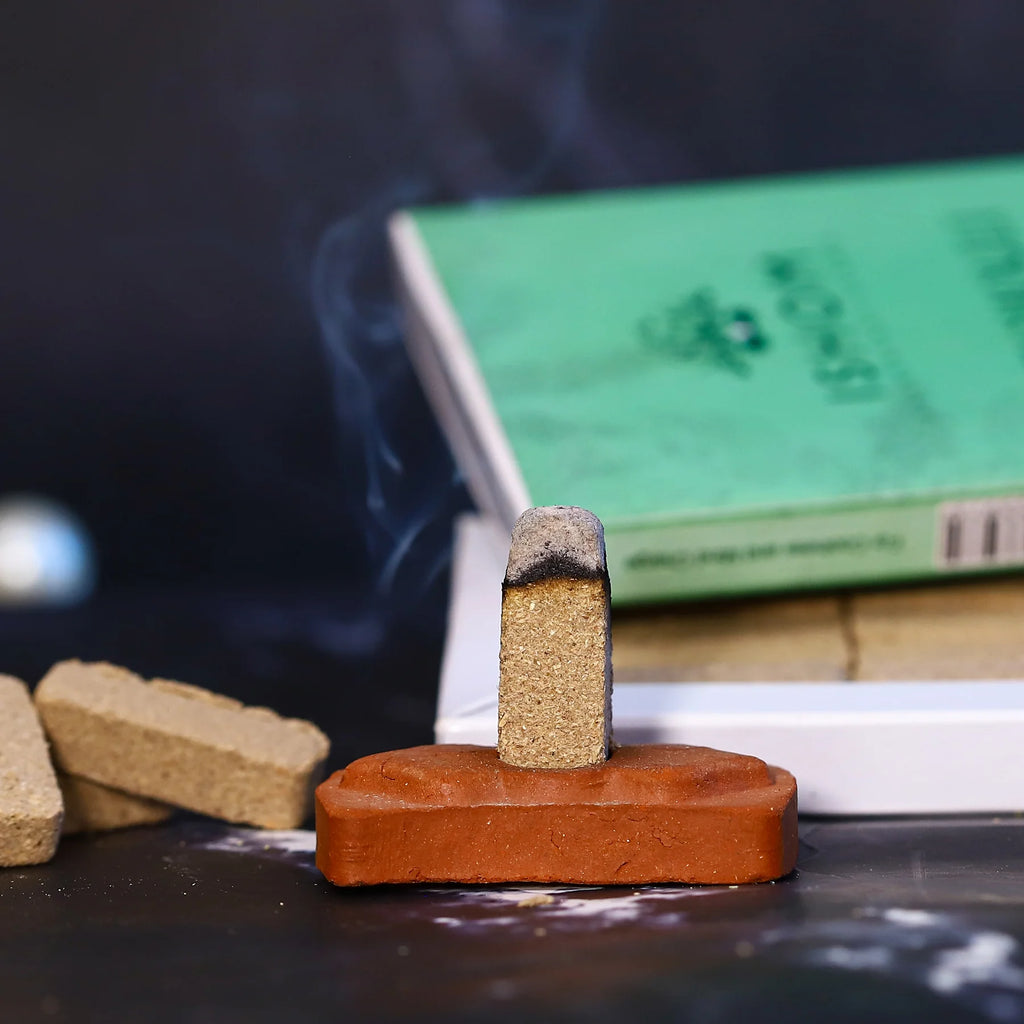 Ishom Patchouli Oudh Incense Bricks – Smokeless Aromatherapy Bricks with Holder