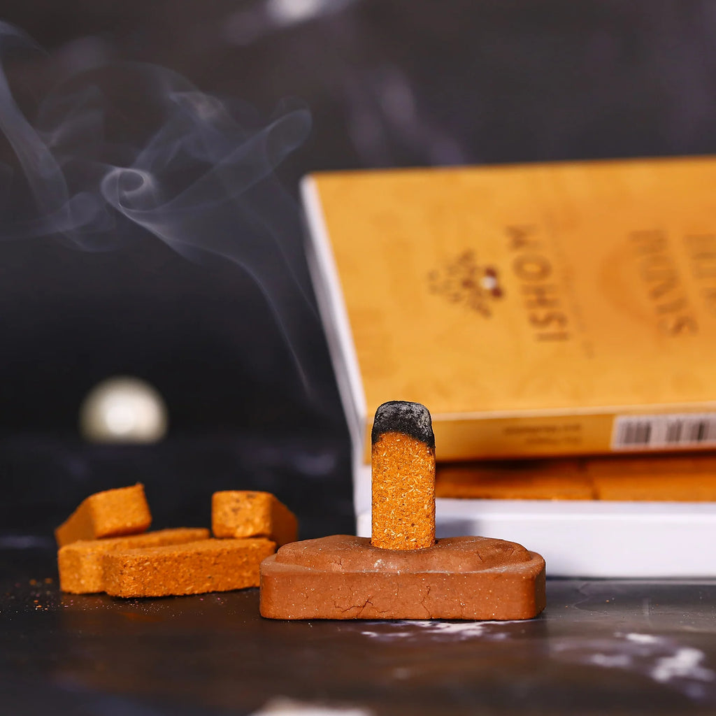 Ishom Sandal Oudh Incense Bricks – Warm, Calming Sandalwood Aromatherapy Experience