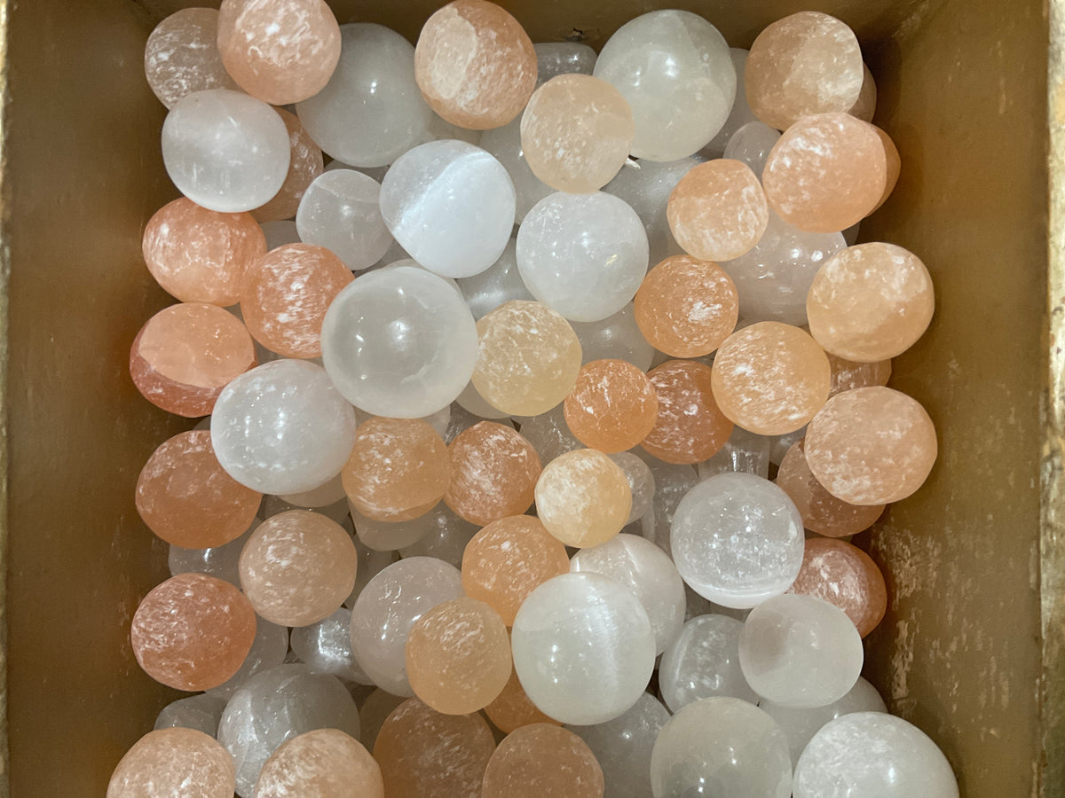 Tumbled Selenite